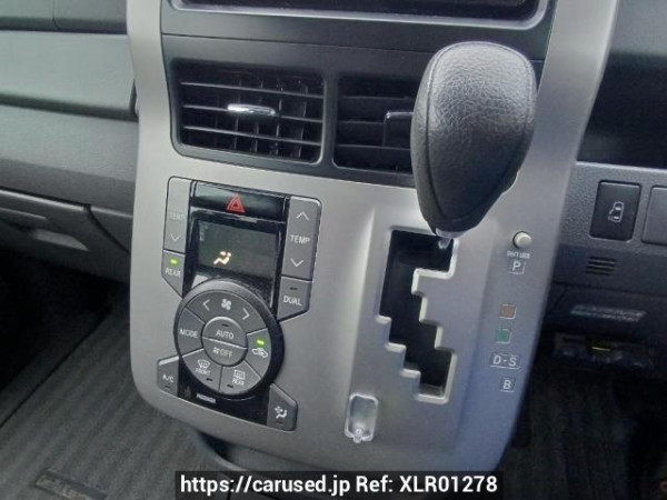 Used 2008 AT toyota noah ZRR70G Image[27]