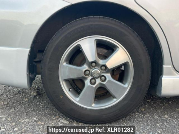 Used 2004 AT toyota wish ZNE10G Image[32]