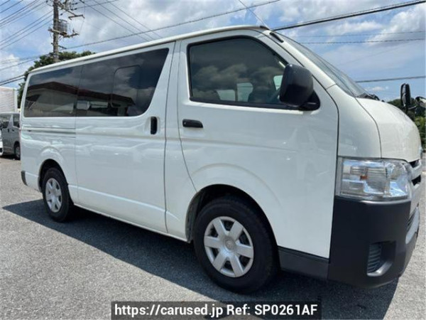 Used 2018 AT toyota regiusace-van TRH200V Image[0]