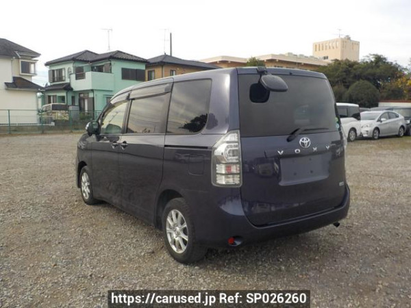 Used 2013 AT toyota voxy ZRR70G Image[1]