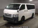 Toyota Regiusace Van KDH206V