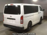 Used 2015 MT toyota regiusace-van KDH206V Image[1]