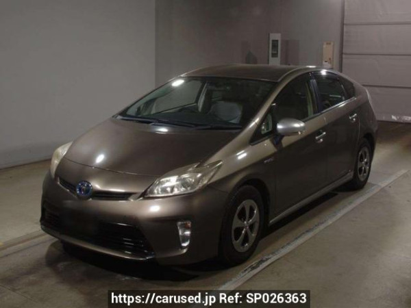 Used 2013 AT toyota prius ZVW30 Image[0]