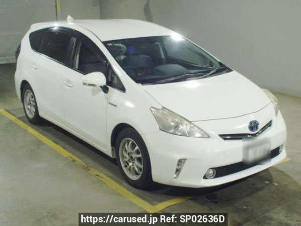 Used 2013 AT toyota prius-alpha ZVW41W Image[2]