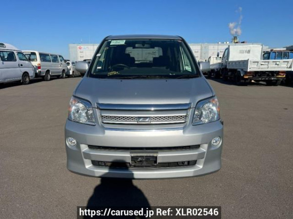 Used 2004 AT toyota noah AZR60G Image[1]