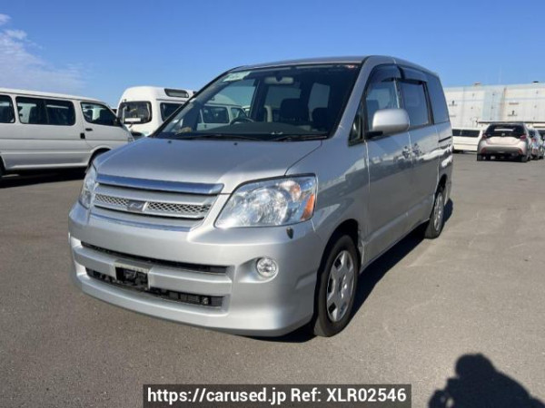 Used 2004 AT toyota noah AZR60G Image[2]