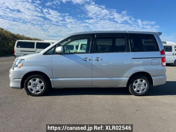 Used 2004 AT toyota noah AZR60G Image[3]