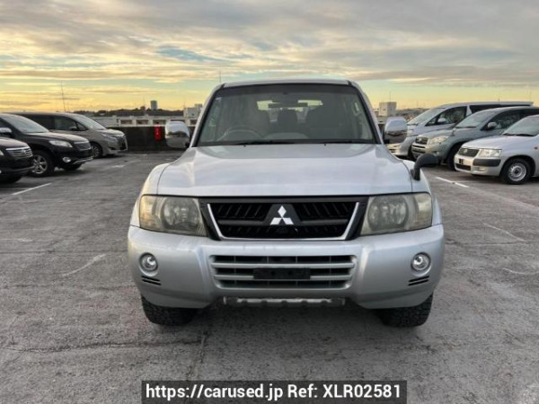 Used 2005 AT mitsubishi pajero V73W Image[1]