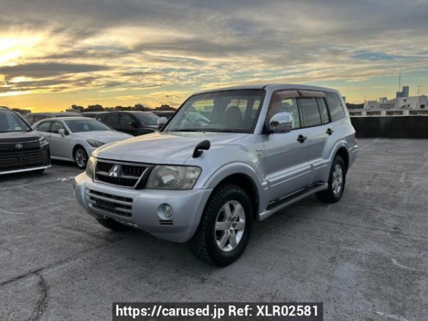 Used 2005 AT mitsubishi pajero V73W Image[2]