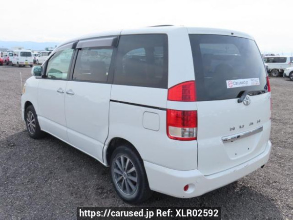 Used 2005 AT toyota noah AZR60G Image[4]