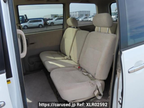 Used 2005 AT toyota noah AZR60G Image[19]