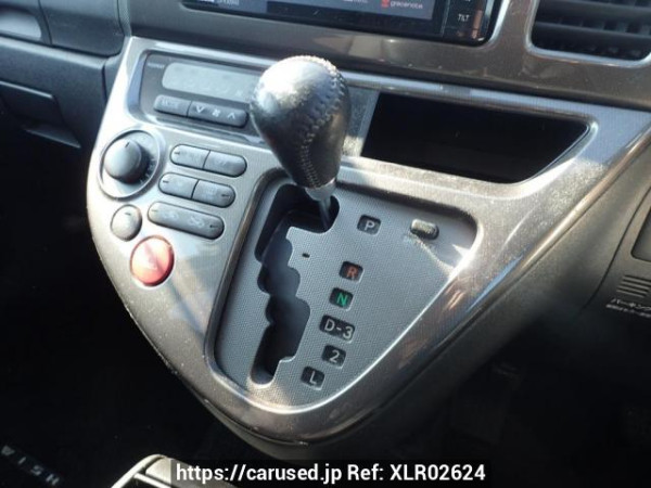 Used 2004 AT toyota wish ZNE10G Image[18]