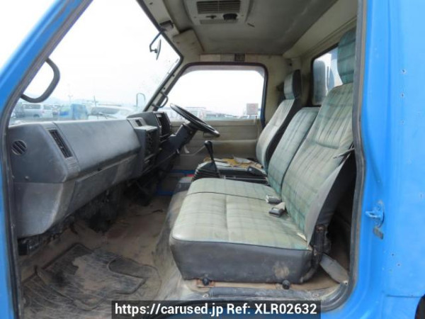 Used 1990 MT isuzu juston NRR12CD Image[31]