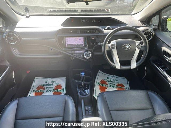 Used 2016 AT toyota aqua DAA-NHP10 Image[1]