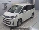 Toyota Noah ZWR95W