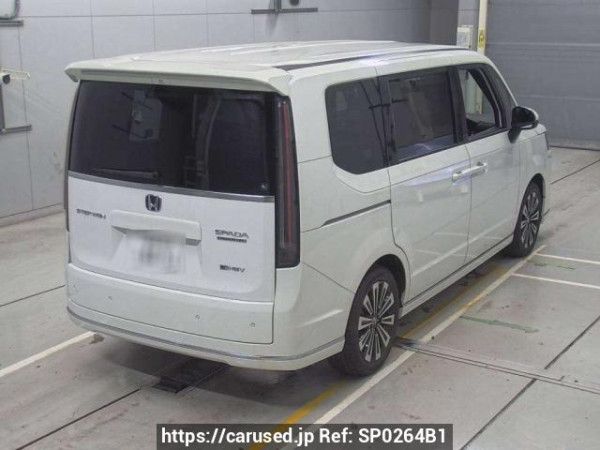 Used 2023 AT honda step-wgn RP8 Image[1]