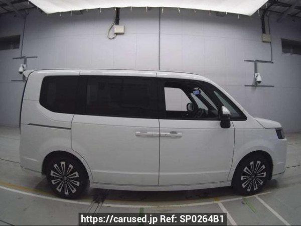 Used 2023 AT honda step-wgn RP8 Image[2]