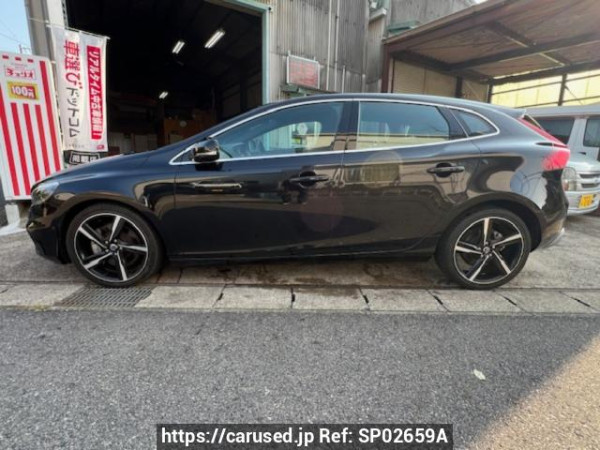 Used 2014 AT volvo v40 MB5204T Image[2]