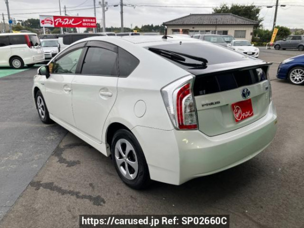 Used 2013 AT toyota prius ZVW30 Image[1]
