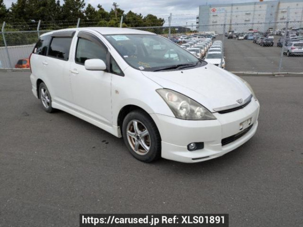 Used 2004 AT toyota wish ZNE10G Image[0]