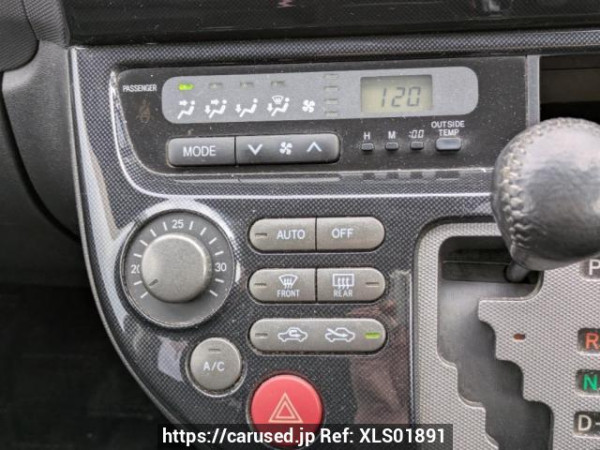 Used 2004 AT toyota wish ZNE10G Image[27]
