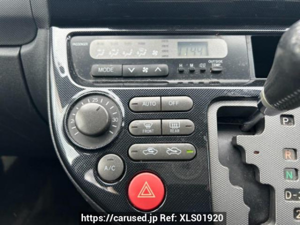 Used 2005 AT toyota wish ZNE10G Image[25]
