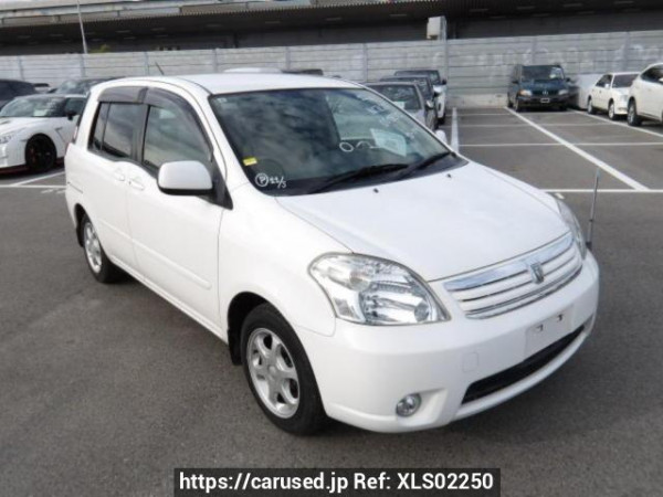 Used 2003 AT toyota raum NCZ20 Image[0]
