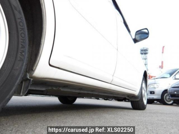 Used 2003 AT toyota raum NCZ20 Image[28]