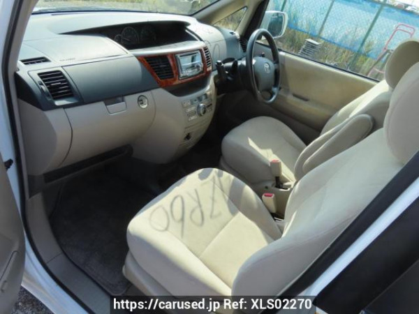 Used 2005 AT toyota noah AZR60G Image[16]