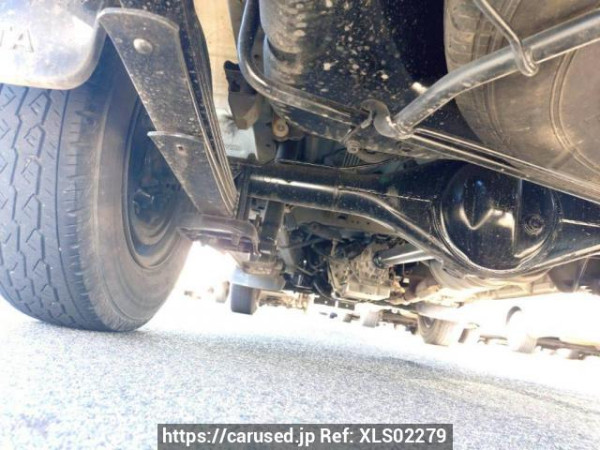 Used 2001 AT toyota hiace-van RZH112V Image[26]