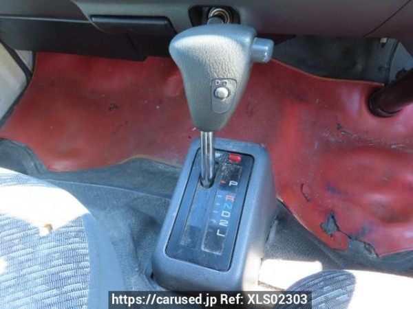Used 2004 AT toyota hiace-van TRH102V Image[25]