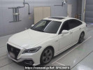 Toyota Crown Hybrid AZSH20