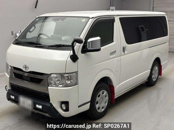 Used 2022 AT toyota hiace-van GDH206V Image[0]