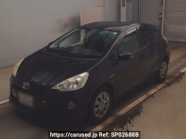 Used 2013 AT toyota aqua NHP10 Image[0]