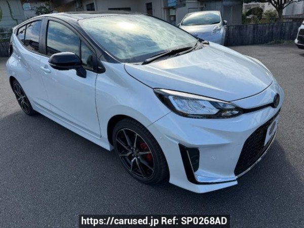 Used 2025 AT toyota aqua MXPK11 Image[1]