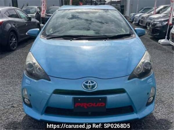 Used 2013 AT toyota aqua NHP10 Image[1]
