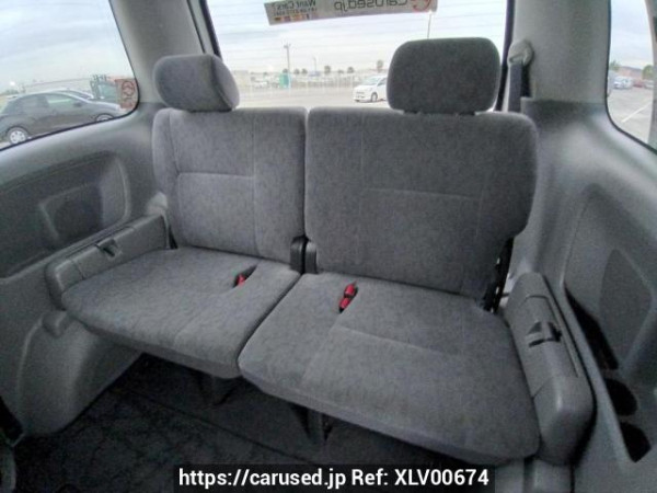 Used 2004 AT toyota noah AZR65G Image[17]