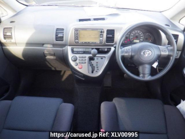 Used 2003 AT toyota wish ZNE10G Image[17]
