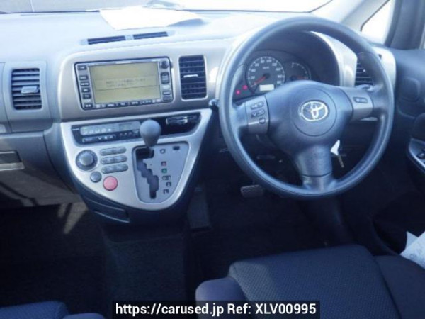 Used 2003 AT toyota wish ZNE10G Image[19]