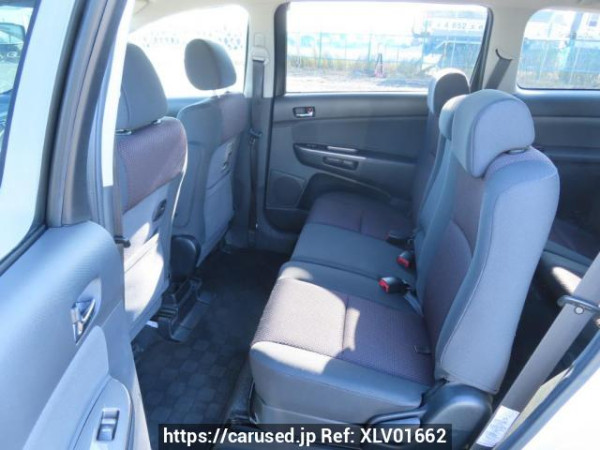 Used 2004 AT toyota wish ZNE10G Image[19]