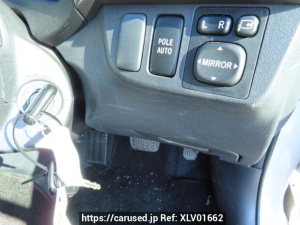 Used 2004 AT toyota wish ZNE10G Image[26]