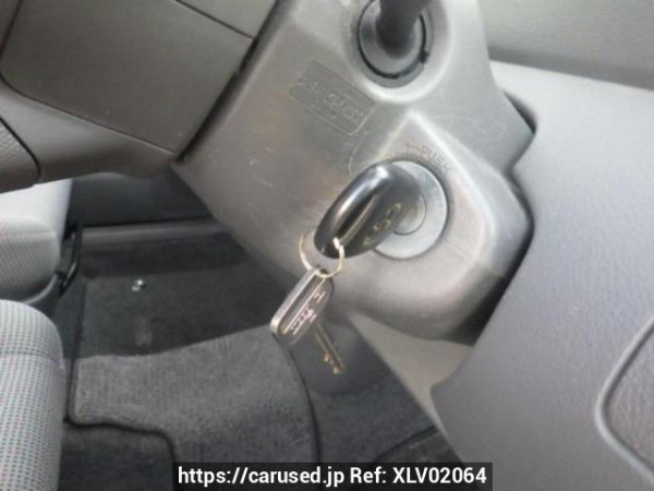 Used 2005 AT toyota raum NCZ20 Image[23]