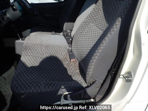 Used 2003 AT toyota hiace-van TRH112V Image[10]