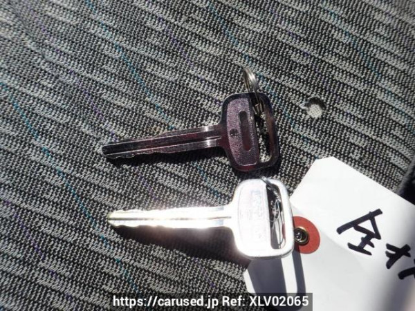 Used 2003 AT toyota hiace-van TRH112V Image[18]