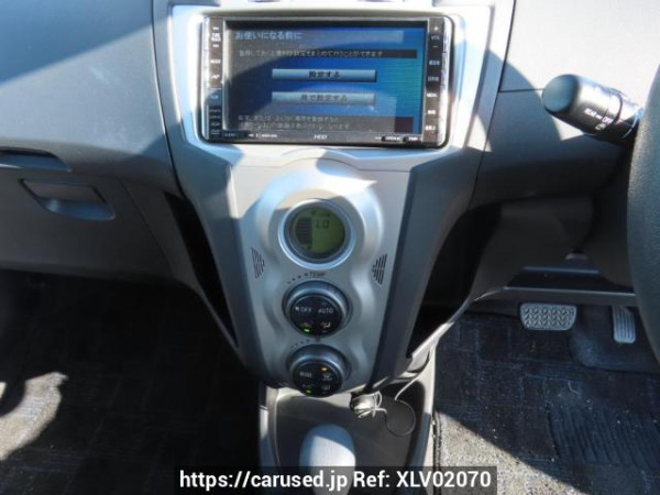 Used 2006 AT toyota vitz SCP90 Image[25]