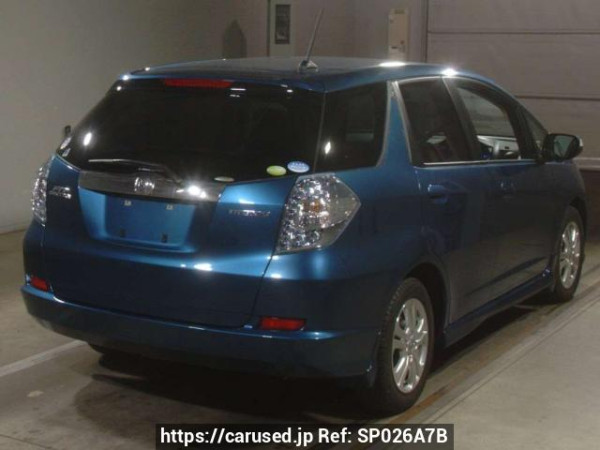 Used 2011 AT honda fit-shuttle-hybrid GP2 Image[1]