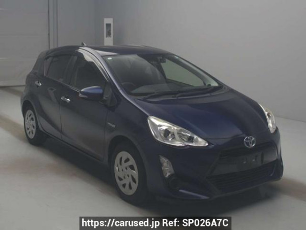 Used 2016 AT toyota aqua NHP10 Image[2]
