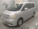 Toyota Noah ZRR70G
