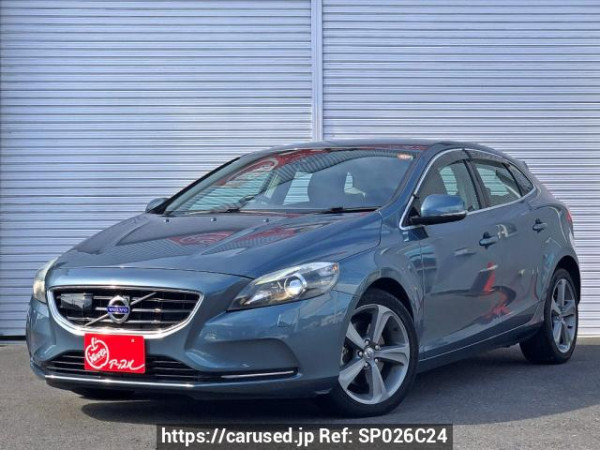 Used 2013 AT volvo v40 MB4164T Image[0]