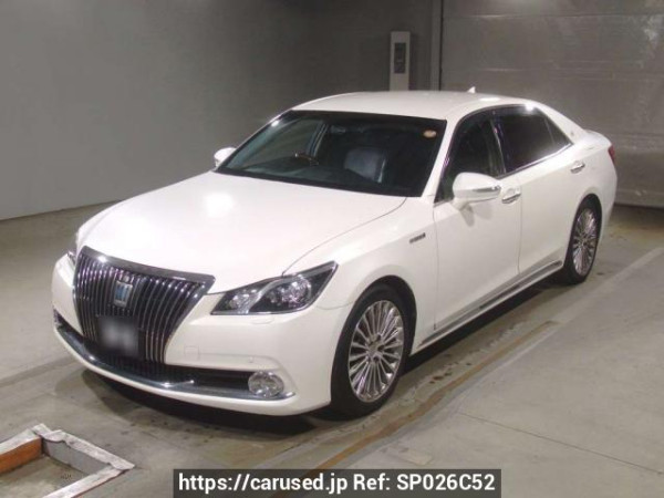 Used 2014 AT toyota crown-majesta GWS214 Image[0]
